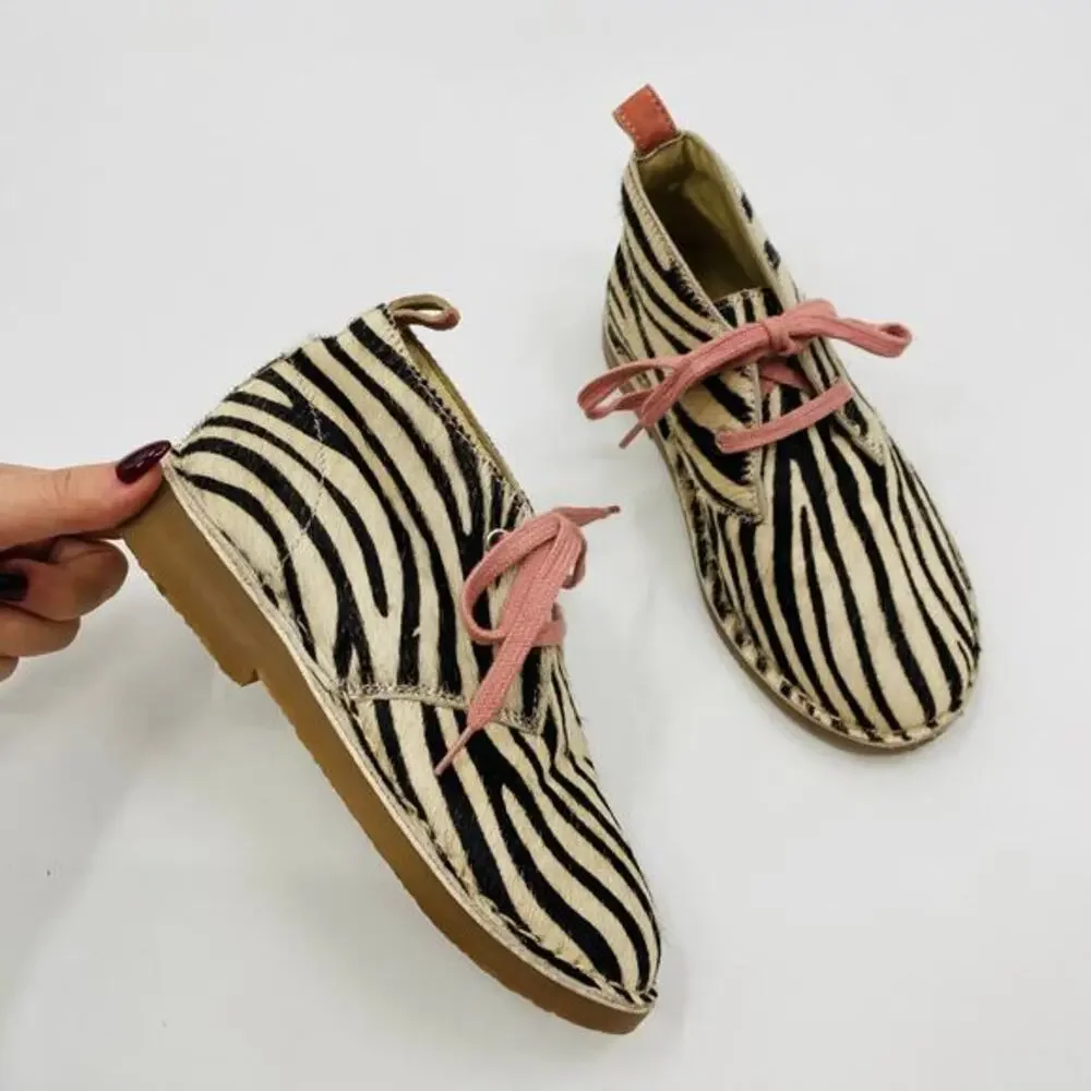 Mini‎ Boden zebra calf hair chukka boots